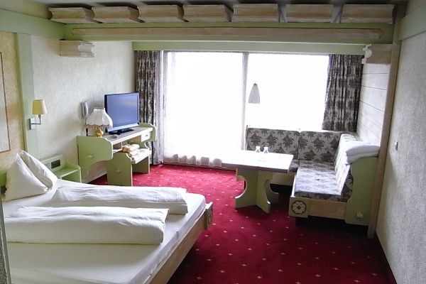 Kronenhotel (Seefeld in Tirol)